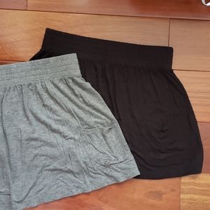 Guess miniskirts set of 2